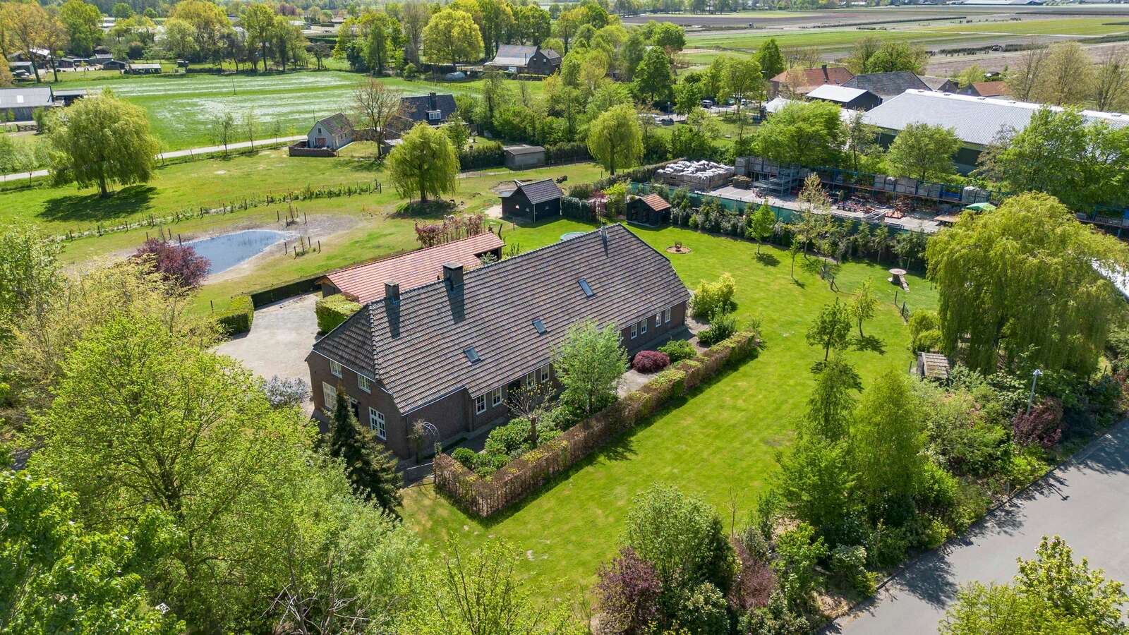 Heesakker 8 , Woonboerderij Haaren