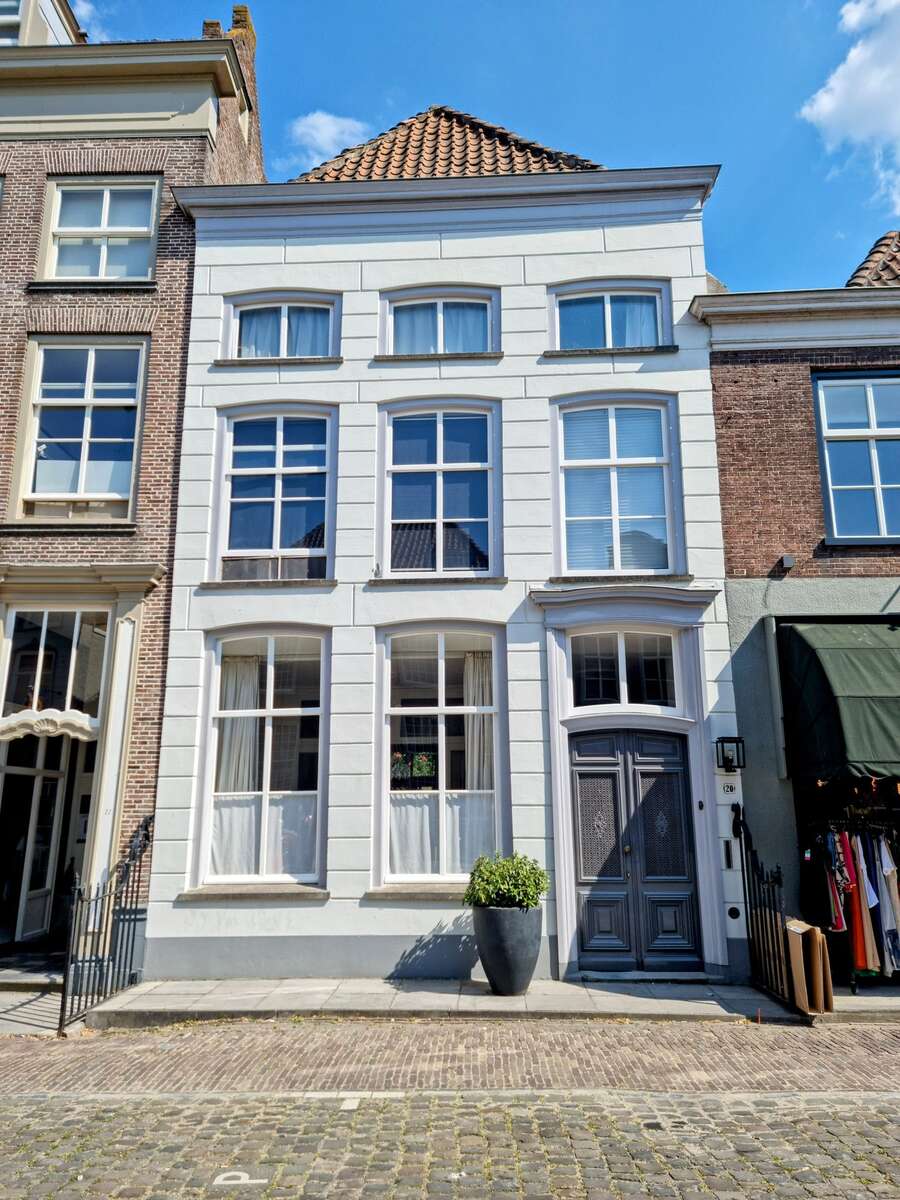 Botermarkt  20, Stadsvilla Heusden