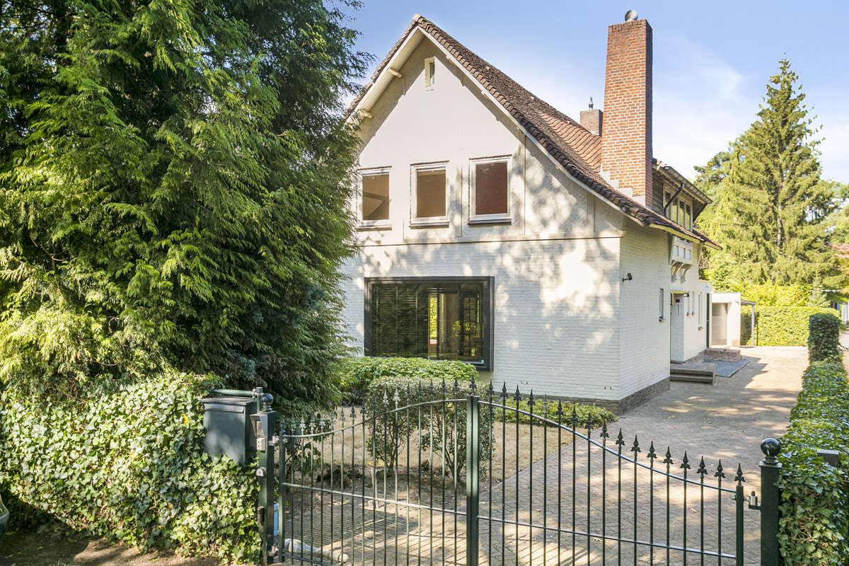 Eikenlaan 30, villa Vught