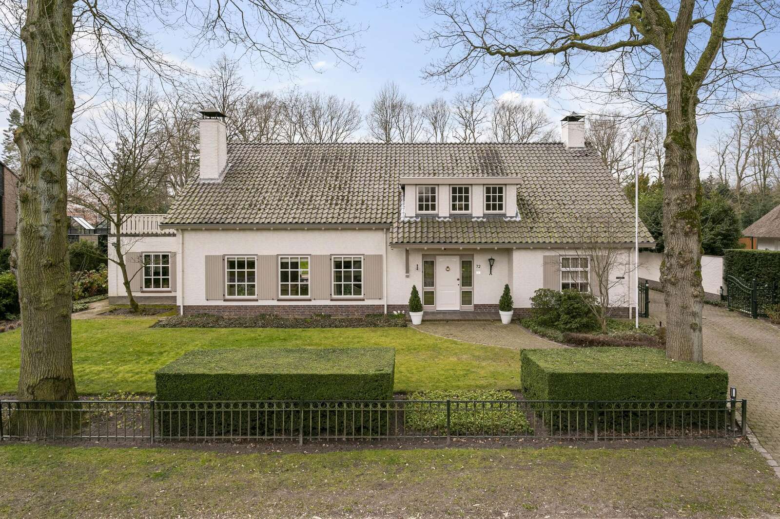 Loyolalaan 72, villa Vught