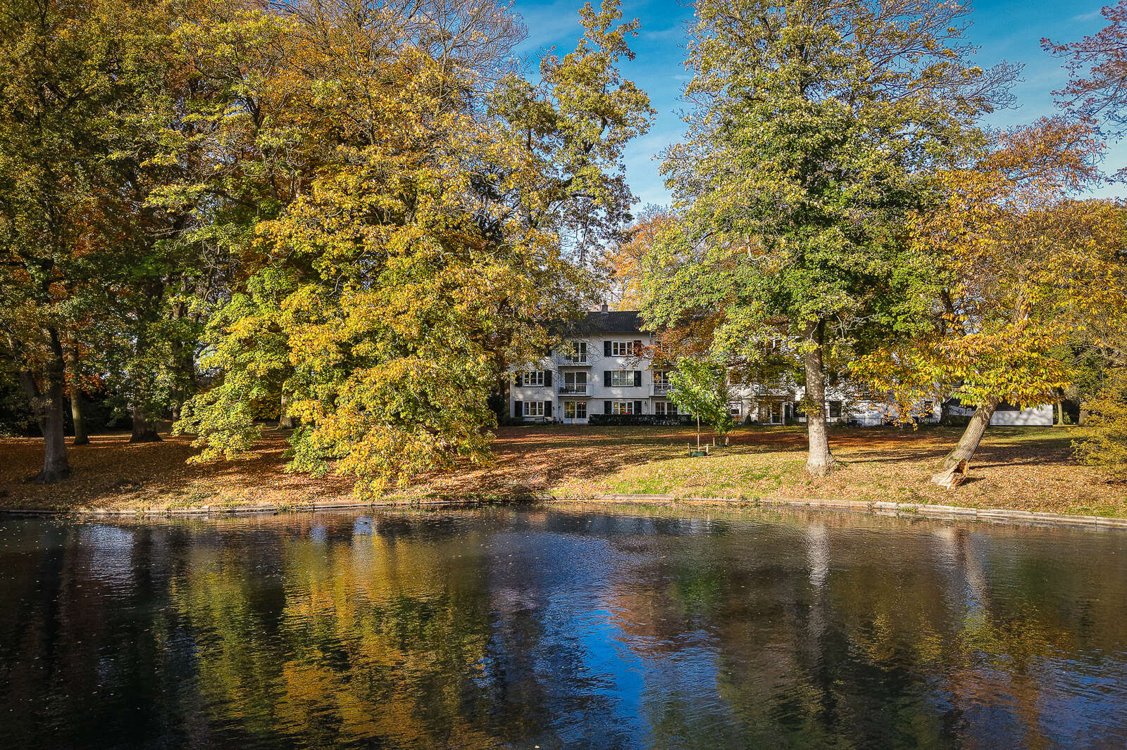 Park Reeburg 7, Villa Vught